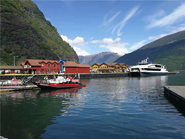 北歐+俄羅斯14日游集錦 挪威伏拉歐姆小鎮(zhèn)、挪威王宮和奧斯陸生命主題公園